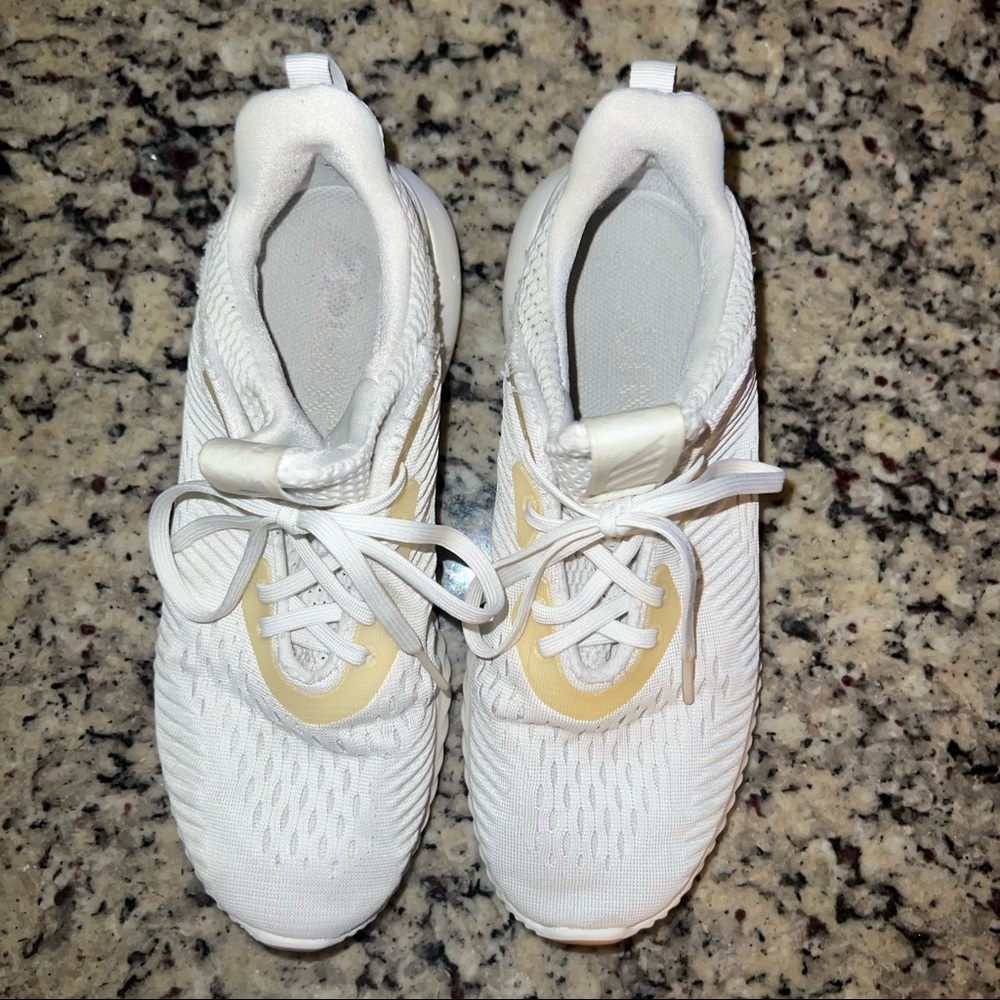 Women’s Adidas Alpha Balance